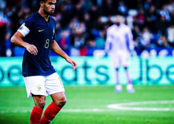 « Zaïre-Emeri : Quand la Précocité et la Performance Fusionnent pour Forger une Nouvelle Légende »